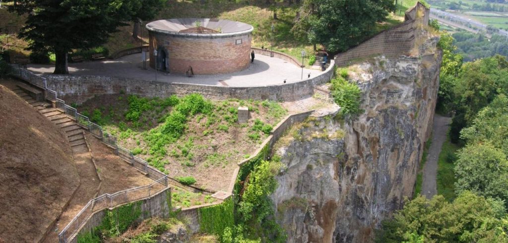 | #DINTORNIDELLATUSCIA | Il Pozzo di San Patrizio - ORVIETO